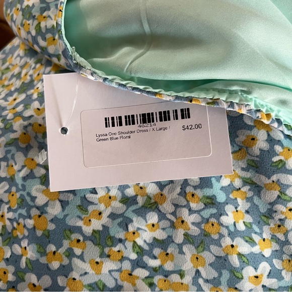 🆕 One Shoulder Dress - Picture 7 of 8